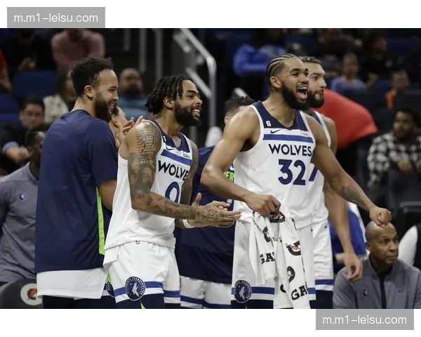 爱德华兹21分6助攻统筹全局 森林狼团队篮球展现威力 爱德华兹21分6助攻统筹全局 森林狼团队篮球展现威力